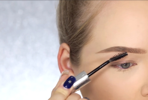 eyebrow
