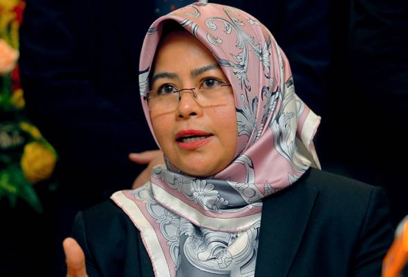 Menteri Pengajian Tinggi Noraini Ahmad