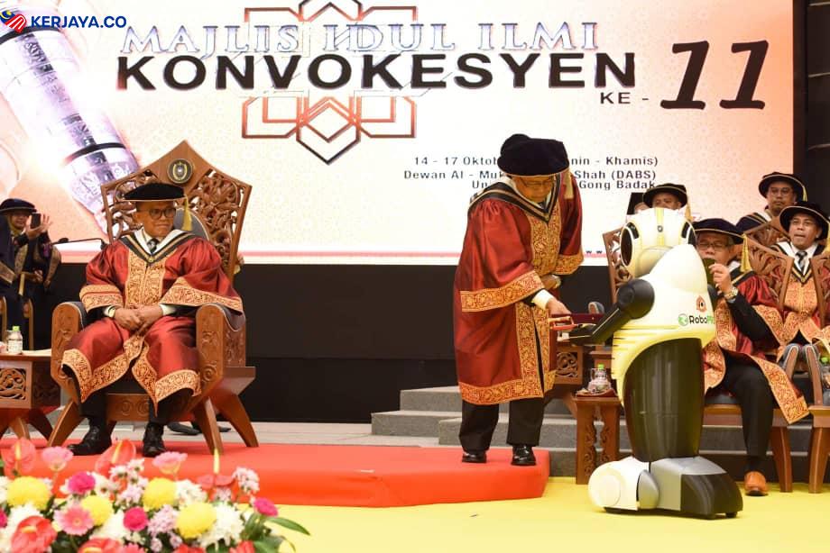 UNISZA Guna Robot Gantikan Pelajar Untuk Konvo