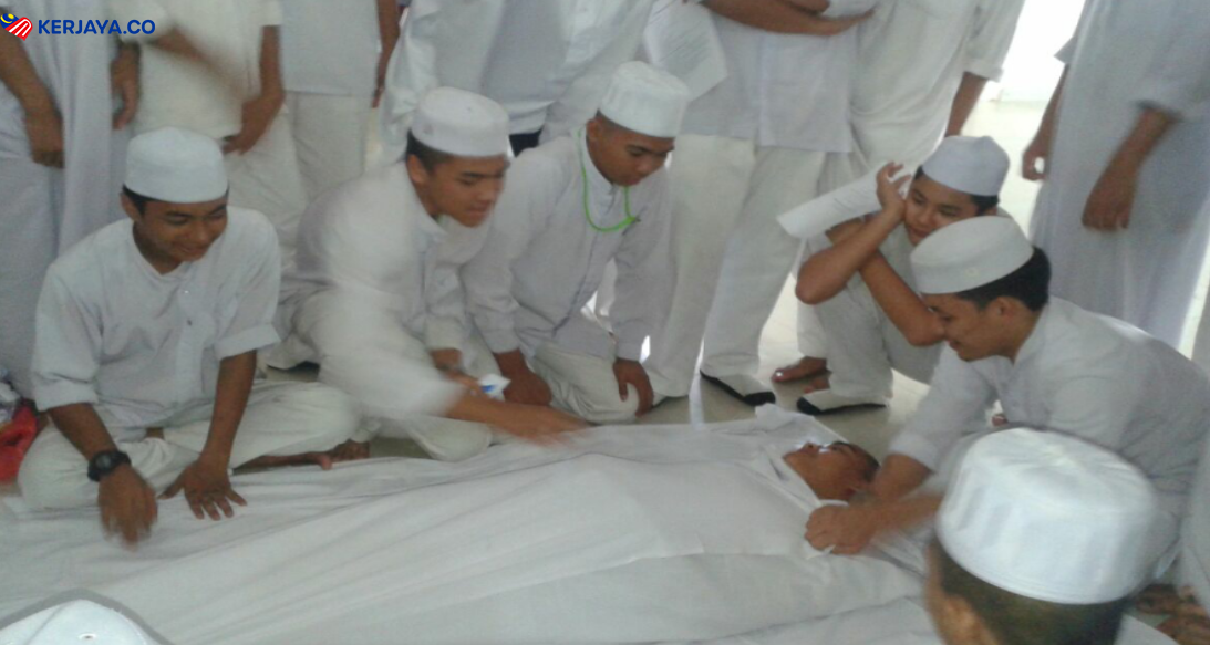 Bantuan Kewangan Yayasan Veteran ATM Urus Jenazah. Muat Turun Borang Di Sini